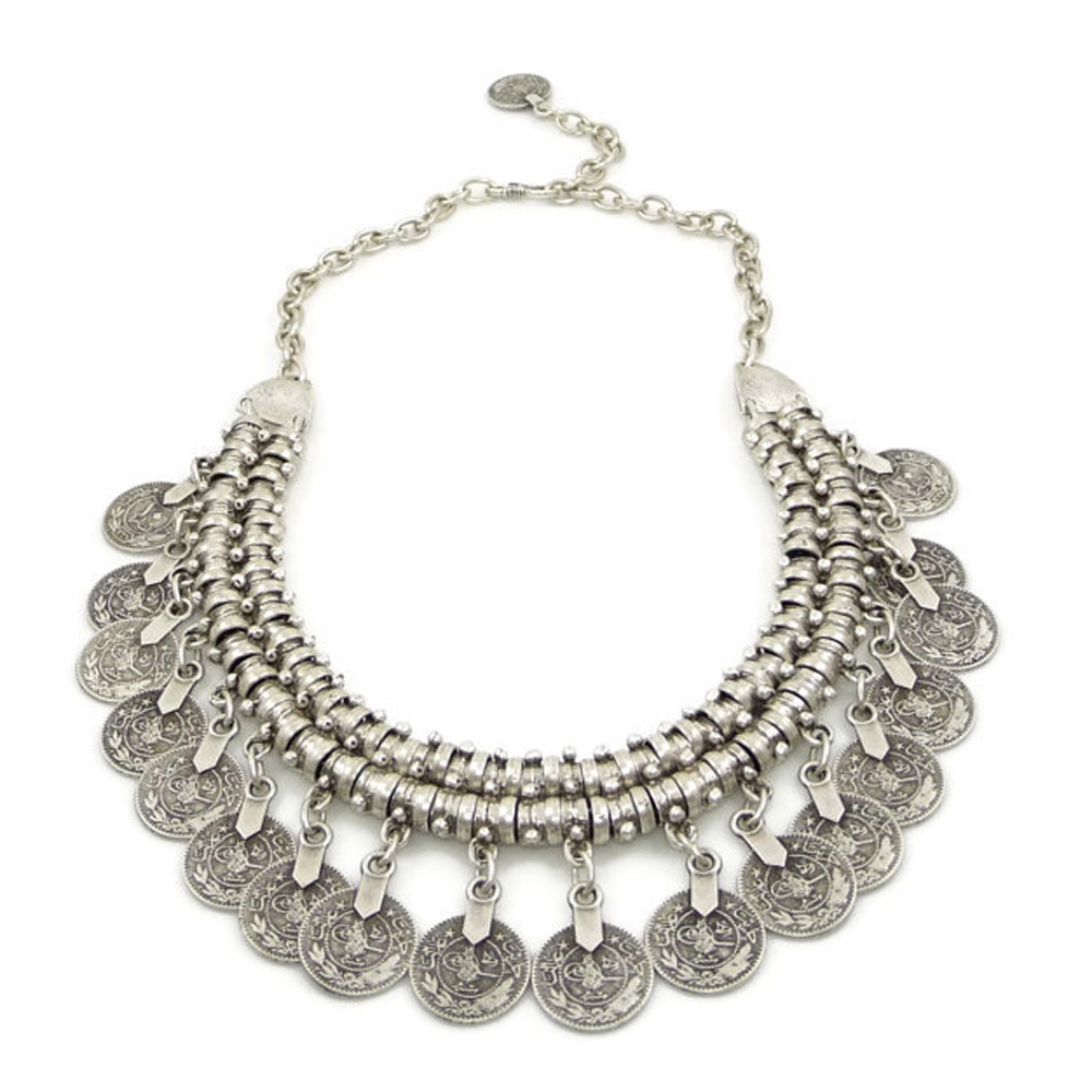Gargantilla con borlas y moned - Women Accessories Pakistan reseña y precio